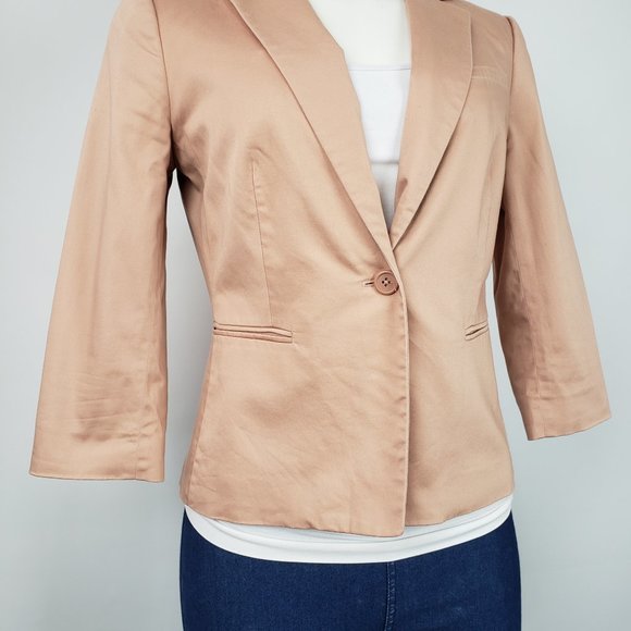 ***SOLD*** RW&CO Pink 3/4 Sleeve Cotton Blazer - Picture 4 of 9